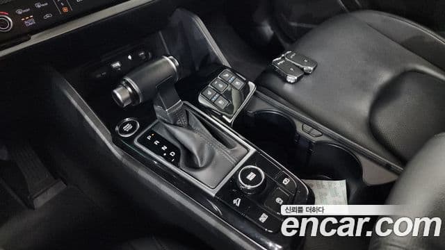 Kia Sportage 2021 — ფოტო 9/20