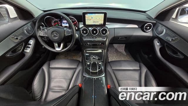 Mercedes-Benz C-Class 2018 — Şəkil 11/20