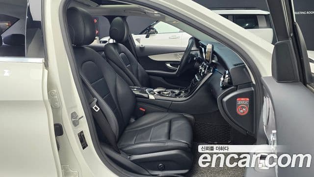 Mercedes-Benz C-Class 2018 — Şəkil 2/20
