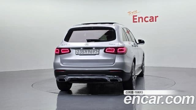 Mercedes-Benz GLC-Class 2020 — Şəkil 4/20