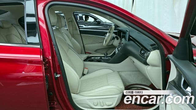 Genesis G70 2020 — ფოტო 11/20