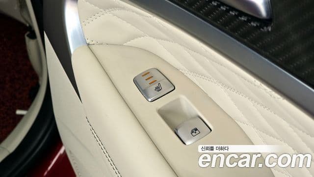 Genesis G70 2020 — ფოტო 17/20