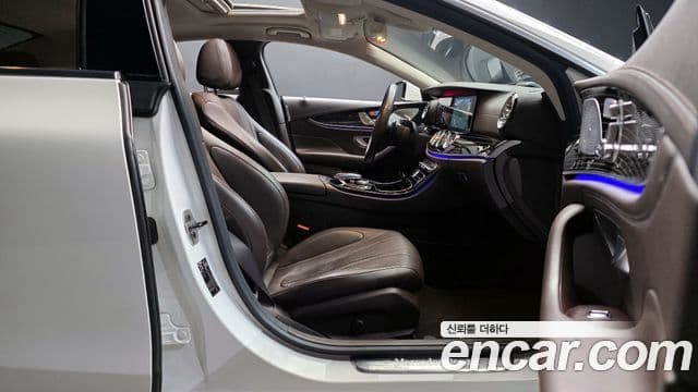 Mercedes-Benz CLS-Class 2019 — фото 10 из 20