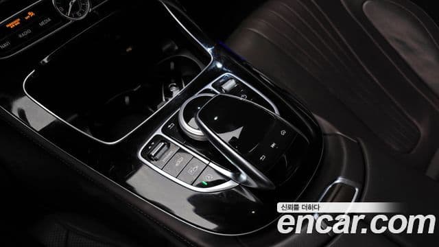 Mercedes-Benz CLS-Class 2019 — фото 18 из 20