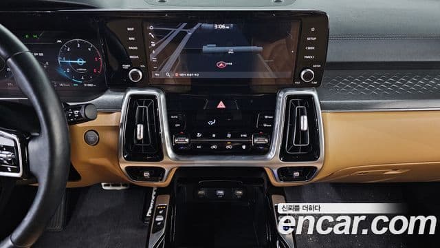 Kia Sorento 2021 — Фото 16/20