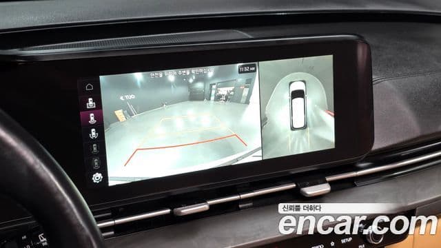 Kia Carnival 2020 — ფოტო 14/20