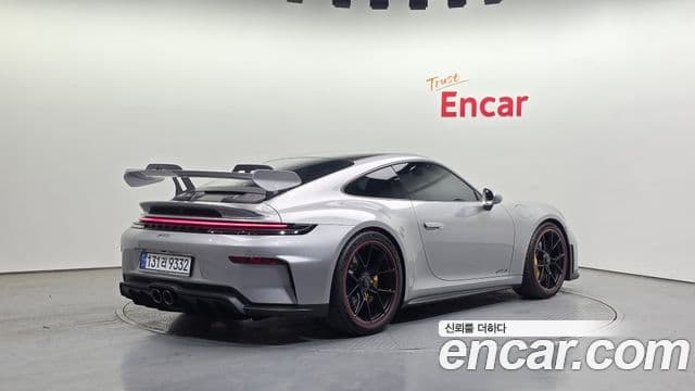 Porsche 911 2026 — Şəkil 2/20