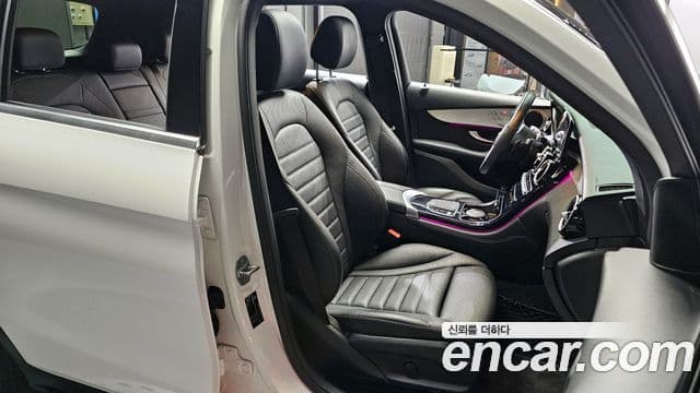 Mercedes-Benz GLC-Class 2020 — Şəkil 12/20