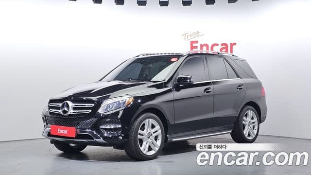 Mercedes-Benz GLE-Class 2018 — ფოტო 1/20