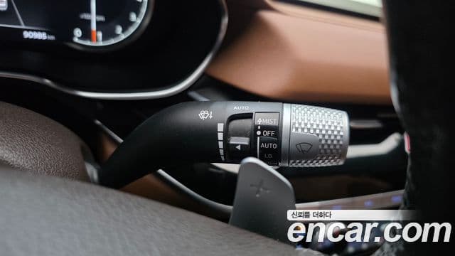 Genesis G80 2023 — ფოტო 4/20