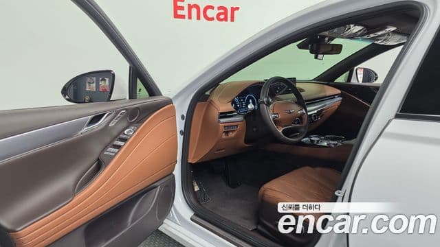 Genesis Electrified G80 2022 — Şəkil 10/20