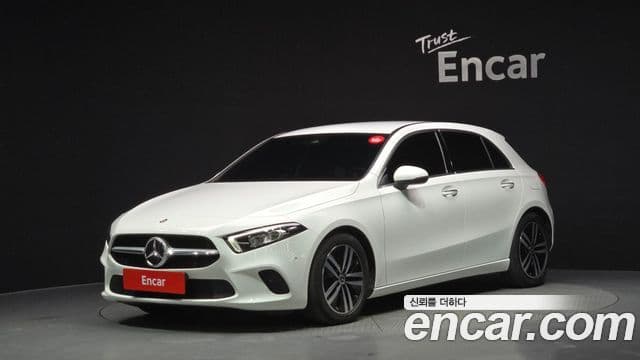 Mercedes-Benz A-Class 2022 — Фото 1/20