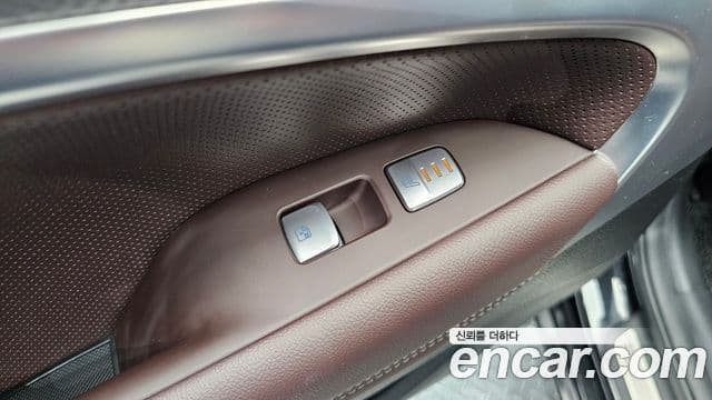 Genesis G70 2021 — фото 18 из 20