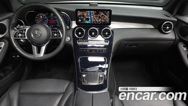 Mercedes-Benz GLC-Class 2021 — Şəkil 7/20