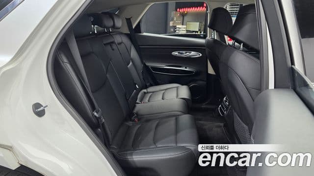 Genesis GV70 2022 — ფოტო 12/20