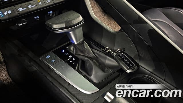 Hyundai Avante 2022 — Şəkil 9/20