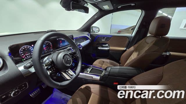 Mercedes-Benz GLB-Class 2025 — ფოტო 19/20