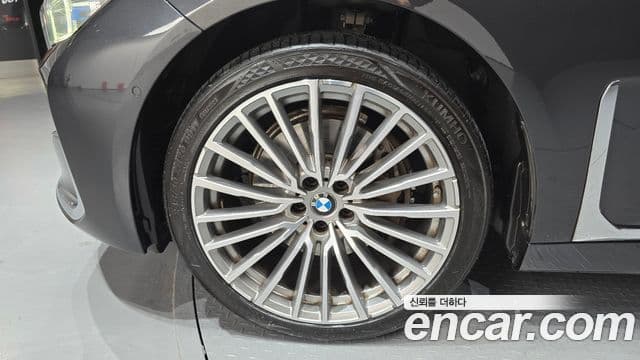 BMW 7 Series 2020 — фото 5 из 20