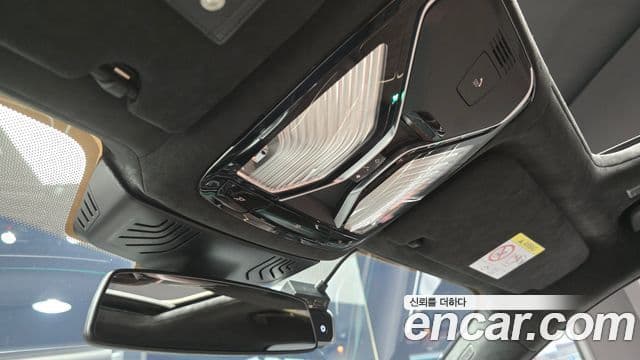 BMW 7 Series 2020 — Photo 16/35