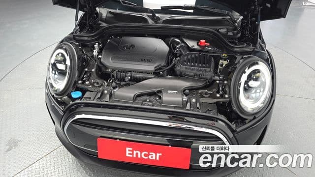 Mini Cooper 2022 — ფოტო 6/20