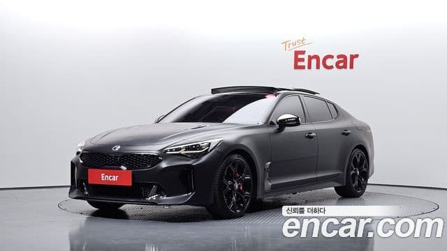 Kia Stinger 2018 — Şəkil 10/20