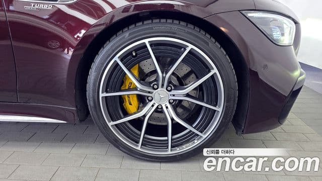 Mercedes-Benz AMG GT 2022 — Photo 9/35
