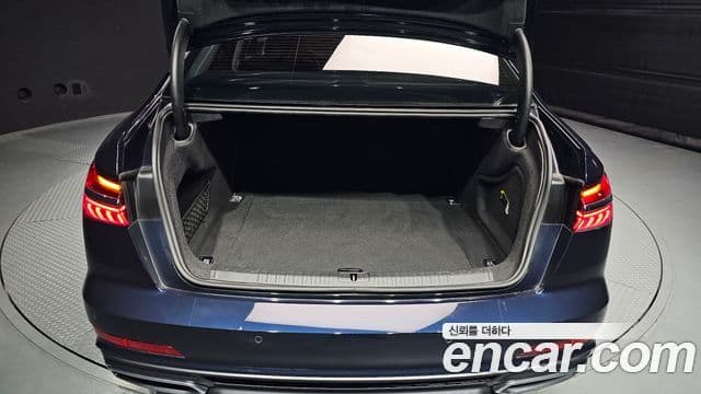 Audi A6 2020 — ფოტო 19/20