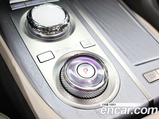 Genesis G80 2023 — Şəkil 10/19