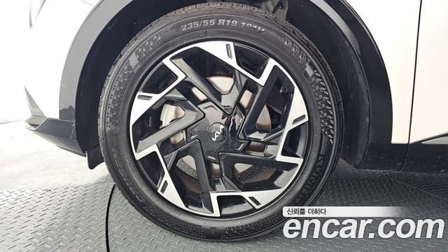 Kia Sportage 2022 — ფოტო 5/20