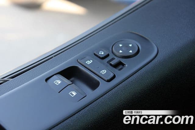 Hyundai Staria 2023 — Şəkil 16/18