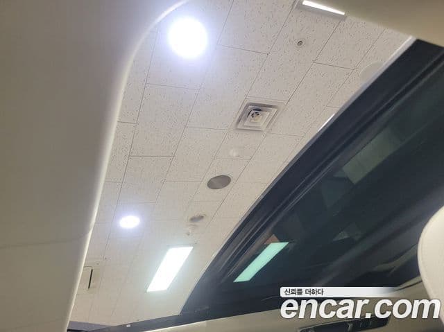 Land Rover Range Rover 2025 — ფოტო 11/20