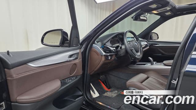 BMW X5 2018 — ფოტო 10/20