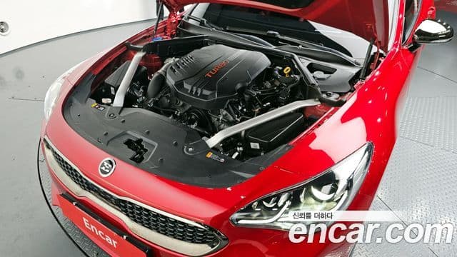 Kia Stinger 2019 — Şəkil 6/20