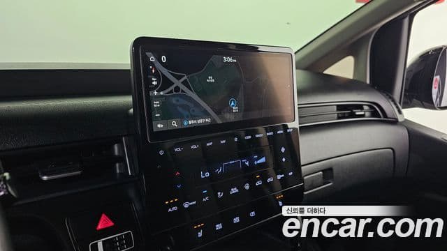 Hyundai Staria 2022 — ფოტო 16/20