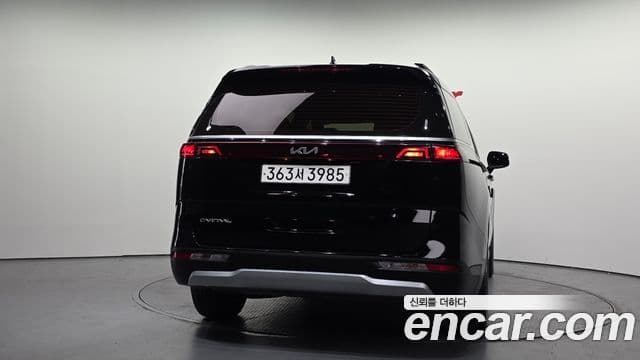 Kia Carnival 2023 — Фото 4/20