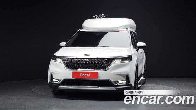 Kia Carnival 2021 — Фото 3/20