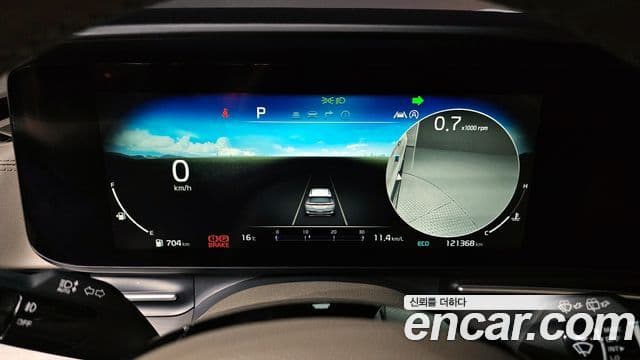 Kia Carnival 2021 — Фото 8/20