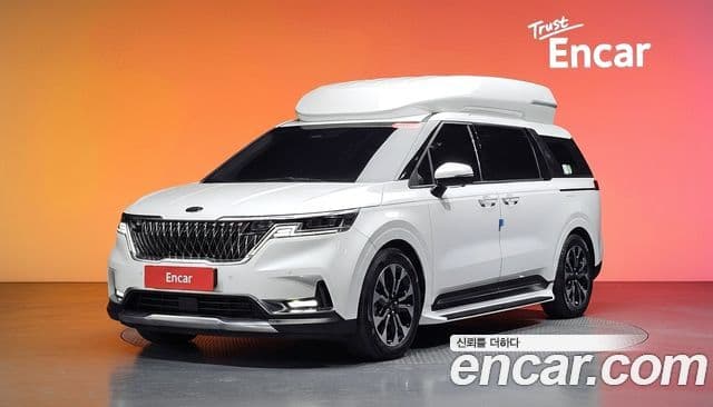 Kia Carnival 2021 — Фото 1/20