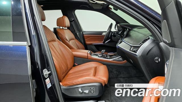 BMW X7 2021 — Şəkil 11/20