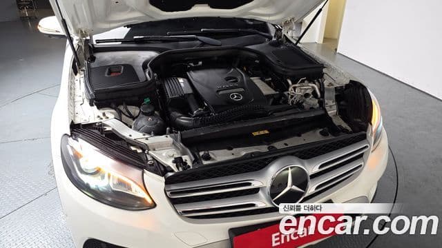 Mercedes-Benz GLC-Class 2019 — Şəkil 6/20