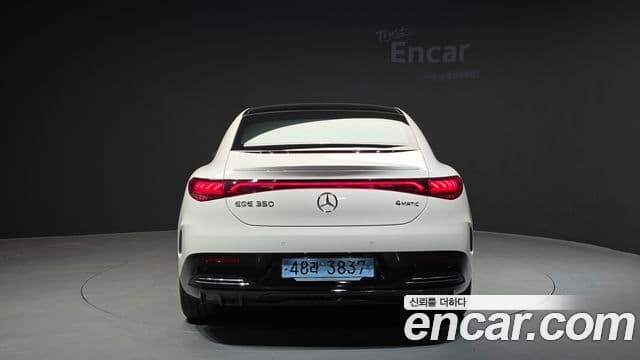Mercedes-Benz EQE 2023 — ფოტო 9/20