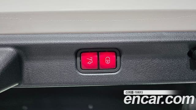 Mercedes-Benz EQE 2023 — ფოტო 20/20