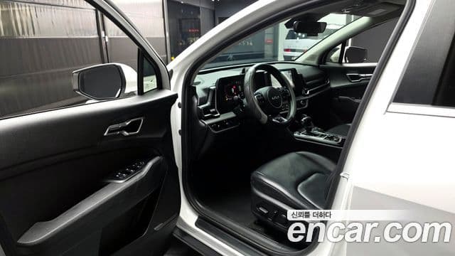 Kia Sportage 2022 — Фото 10/20