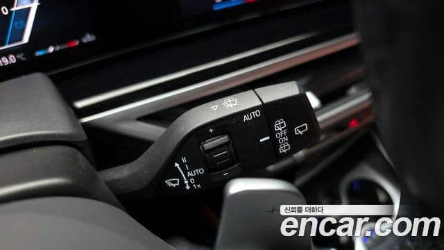 BMW X7 2024 — Photo 34/34