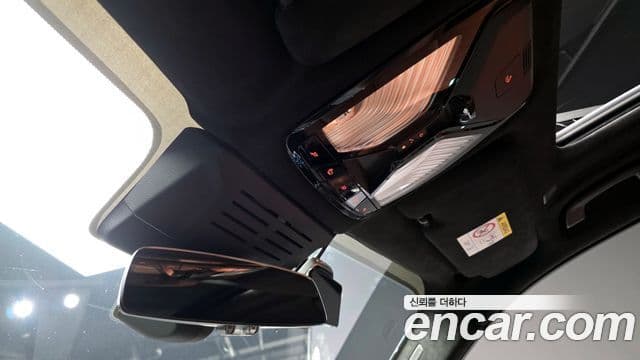 BMW X7 2024 — Photo 21/34