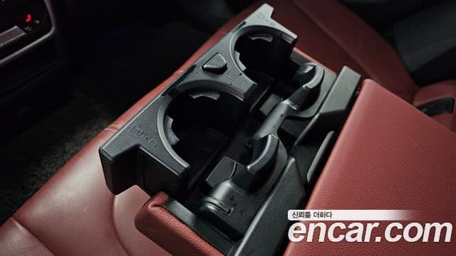 BMW X6 2020 — Photo 9/33