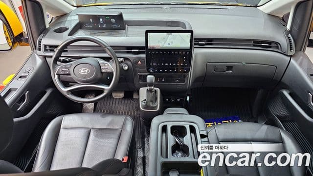 Hyundai Staria 2025 — ფოტო 7/20