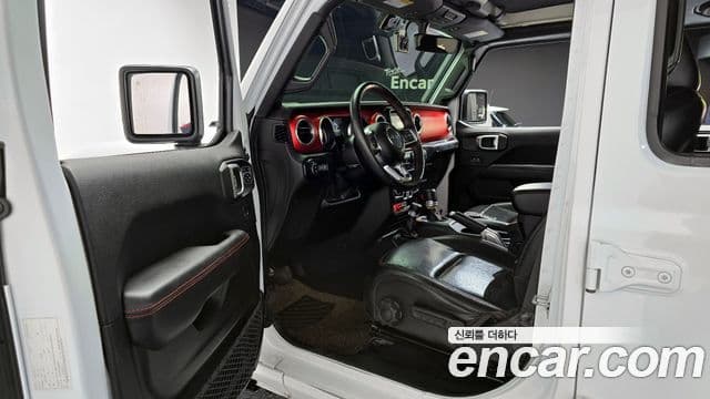 Jeep Wrangler 2019 — Şəkil 2/20