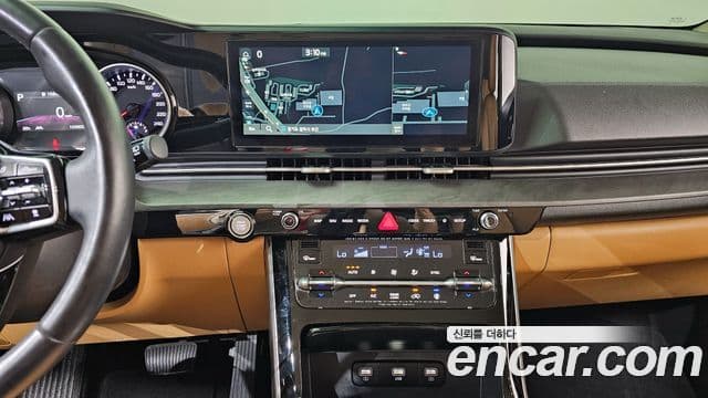 Kia Carnival 2021 — ფოტო 14/20