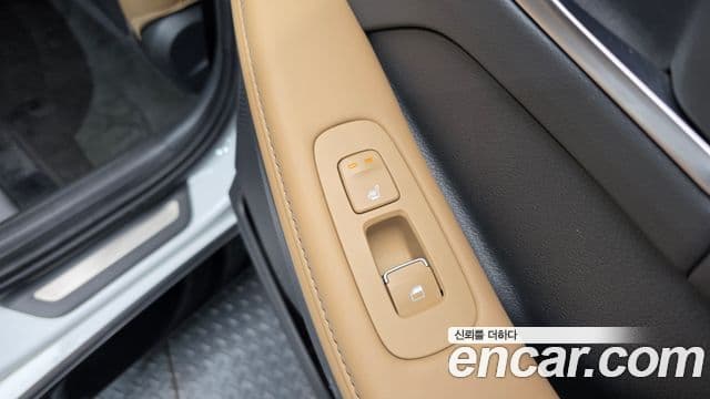 Hyundai Sonata 2021 — ფოტო 19/20